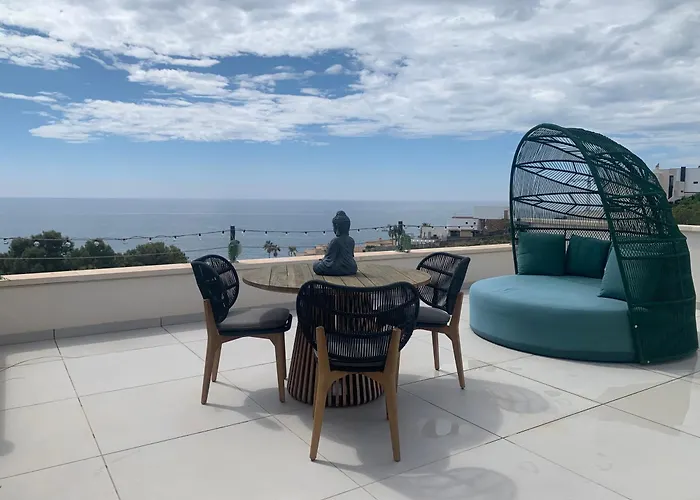 Rooftop With Beautiful Sea View